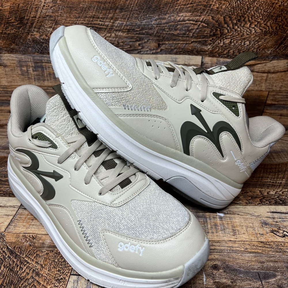 GDEFY Gravity Defyer Energiya Athletic Training Shoes Women 12 / Men10.5 GREAT!!